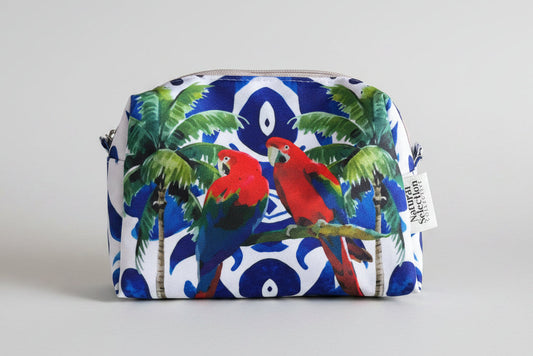 Cape to Rio - Toilettas Small