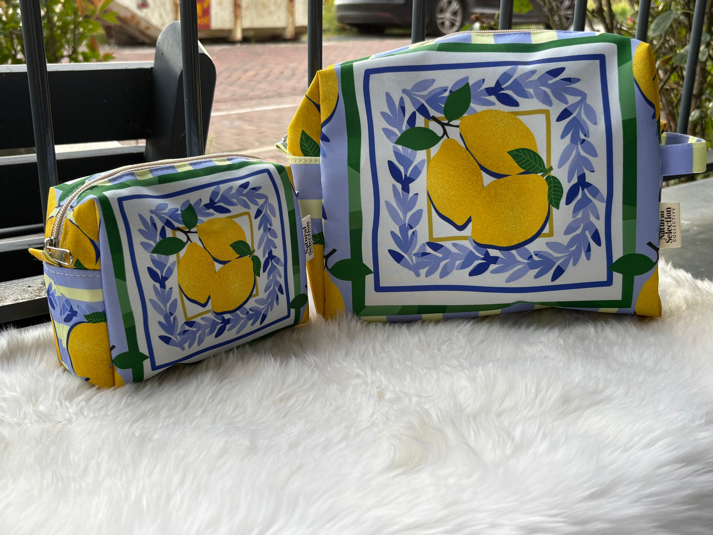 Paros Catch - Toiletry Bag Large